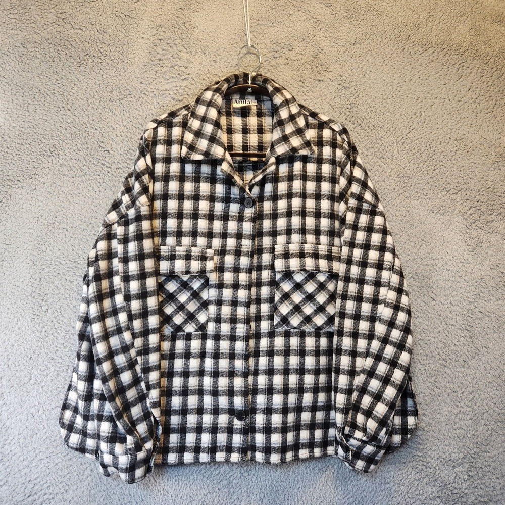 Arula Button Down Shirt Womens Size A (1X) Plaid Jacket Black White Pockets